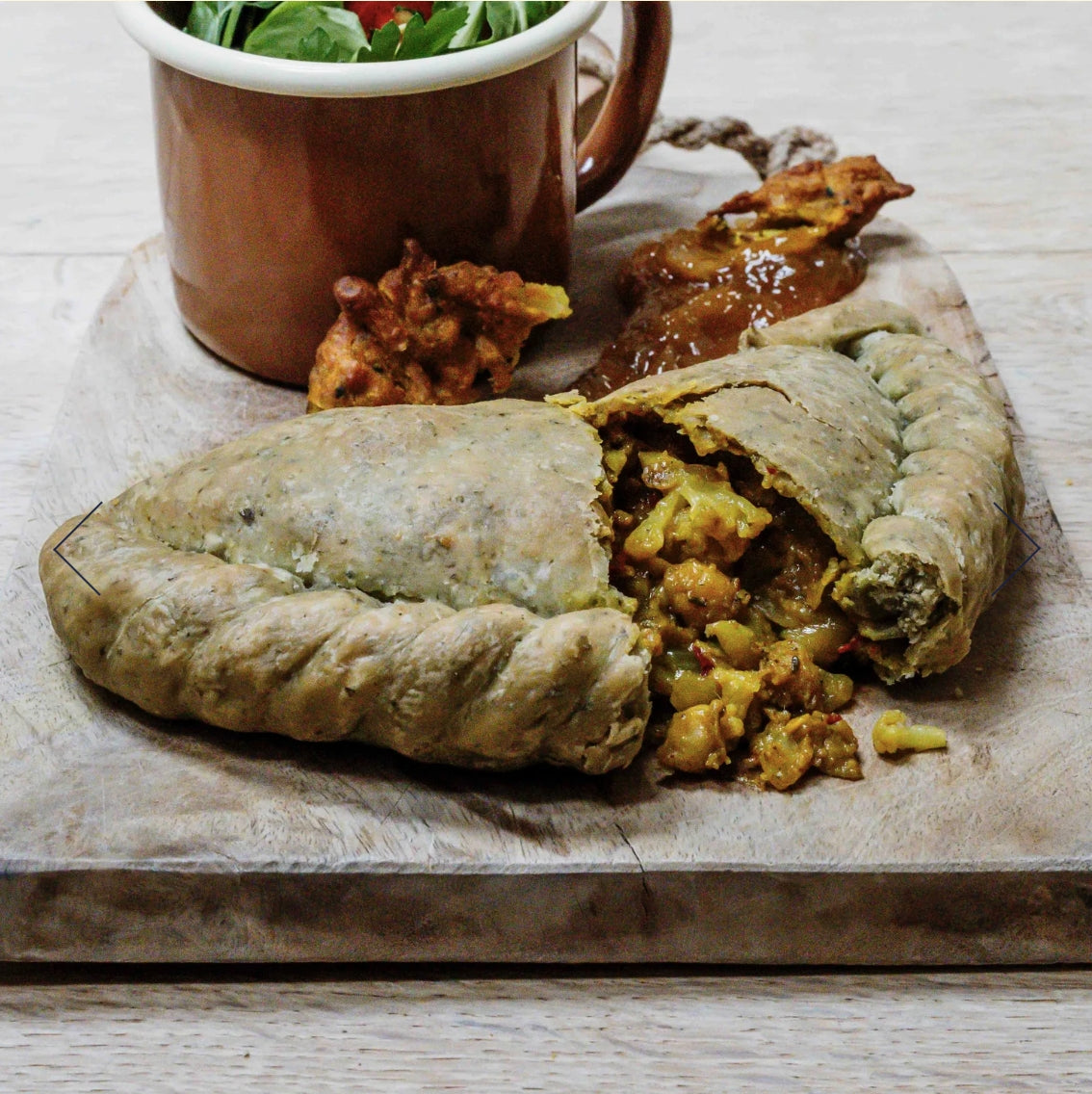 The Phat Pasty Company Keralan Cauliflower, Chickpea & Onion Bhaji Pasty 283g